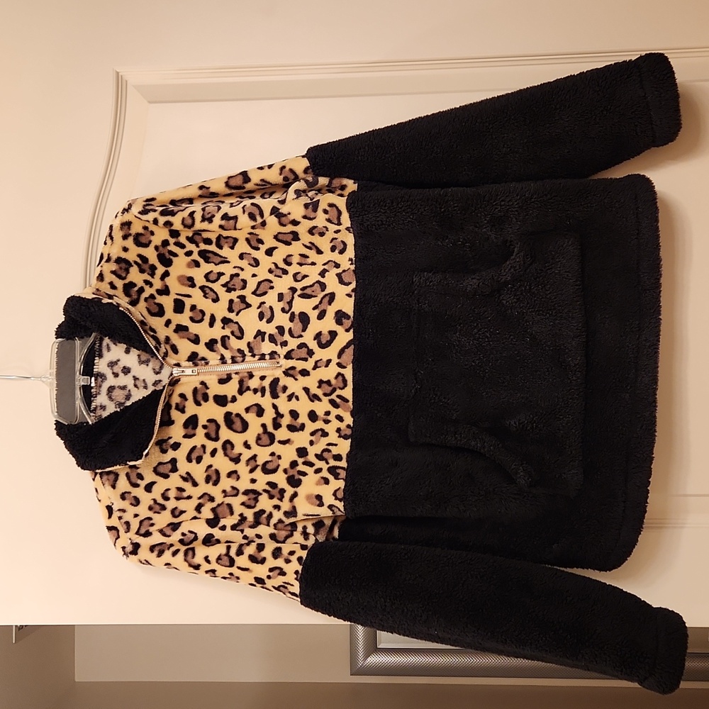 Teddy bear pull over sweatshirt